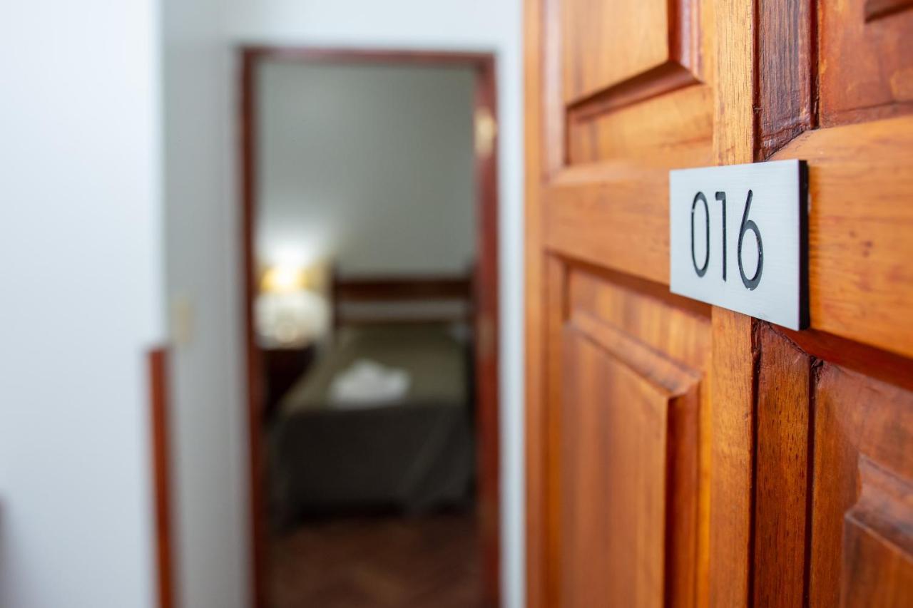 Catalina Hotel San Pedro De Jujuy Екстер'єр фото